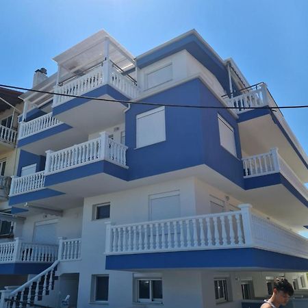 Apartments Nera Paralia-Apartment With Sea View Екстер'єр фото