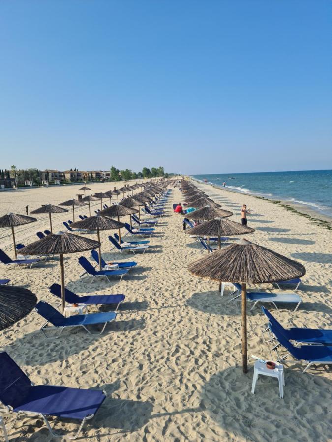 Apartments Nera Paralia-Apartment With Sea View Екстер'єр фото