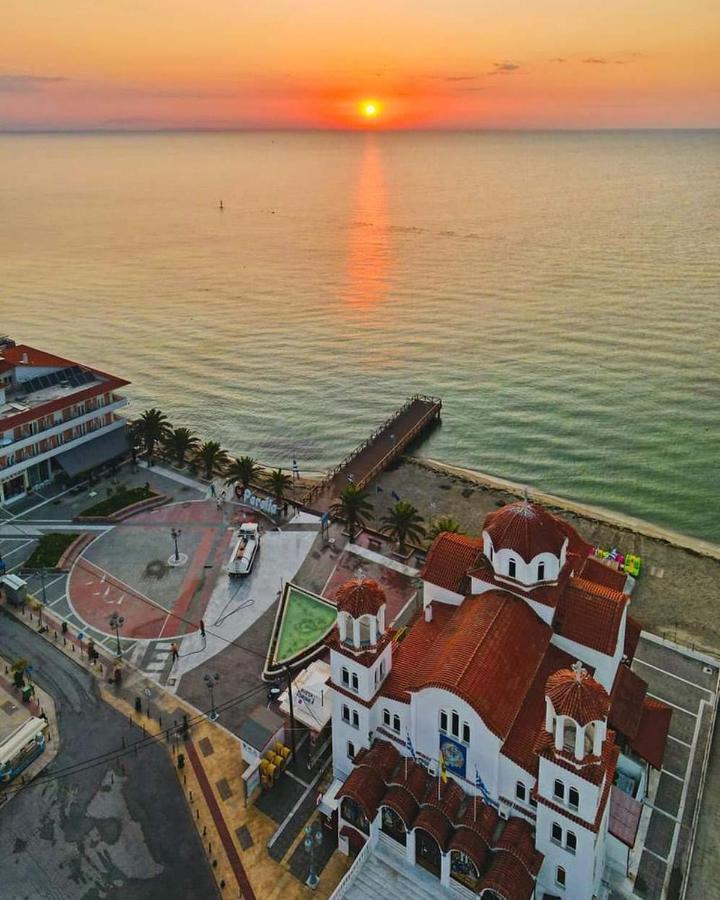 Apartments Nera Paralia-Apartment With Sea View Екстер'єр фото